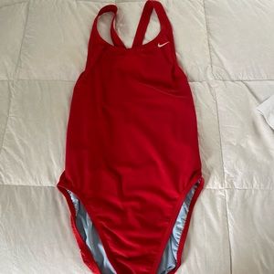 Nike Hydra Strong 1 Piece